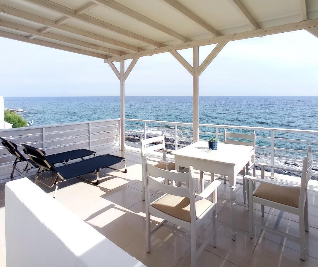 Vista Mare Appartement Koutsourás Buitenkant foto