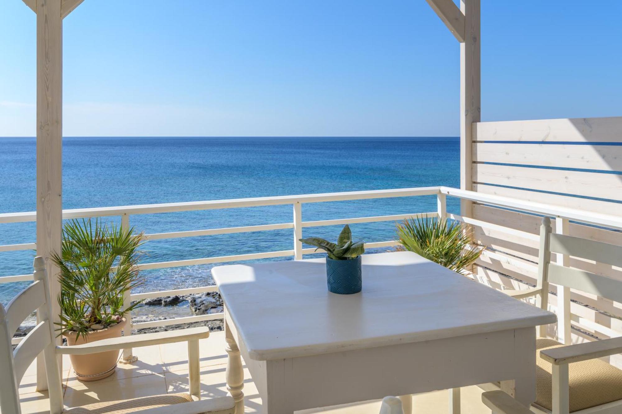 Vista Mare Appartement Koutsourás Buitenkant foto